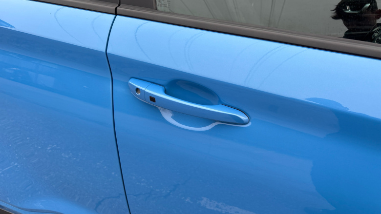 Hyundai KONA 150kW Premium 64kWh 5dr Auto Electric Hatchback